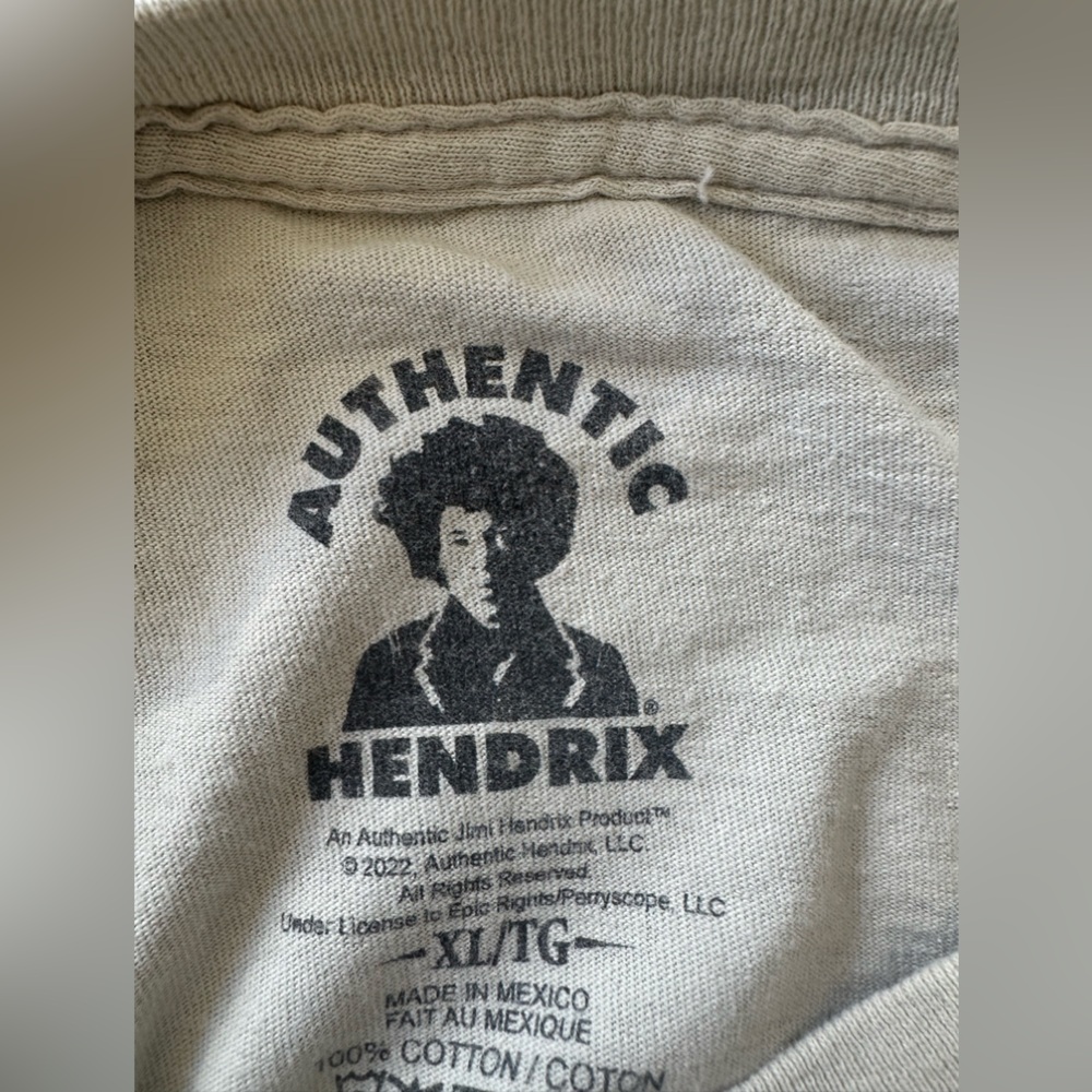Graphic Tee - Picture 2 of 4